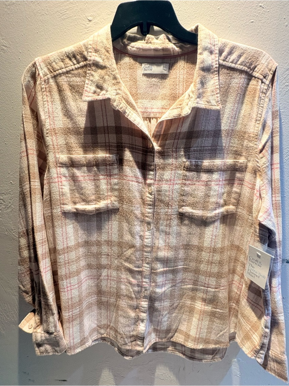 Croft & barrow women plus size XXL Beige & Pink Plaid Button-Up flannel shirt